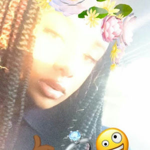 Meet your Posher, E'laisha